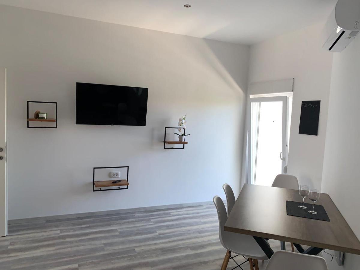 Appartement Vila Fajen Sukosan Ngoại thất bức ảnh