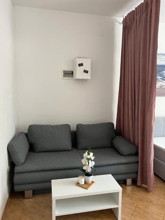 Appartement Vila Fajen Sukosan Ngoại thất bức ảnh